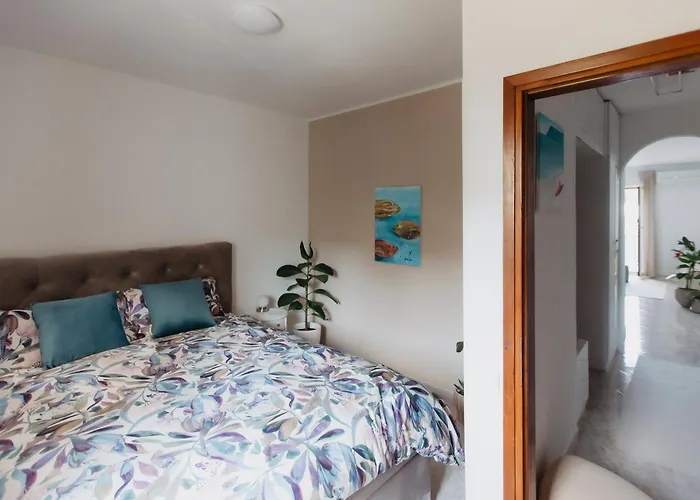 Sea View Bliss, Free Parking Apartamento